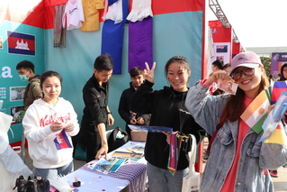 公司职工精彩亮相第八届国际文...